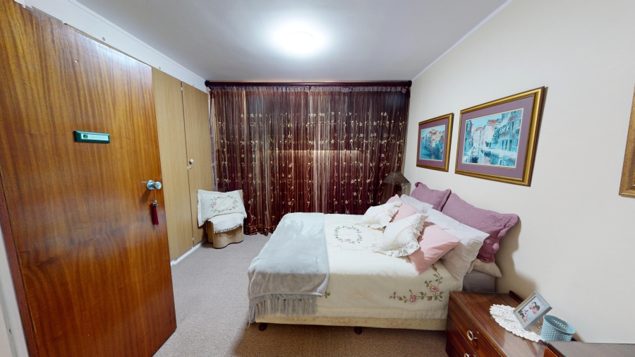 2 Bedroom Property for Sale in Van Ryneveld Western Cape